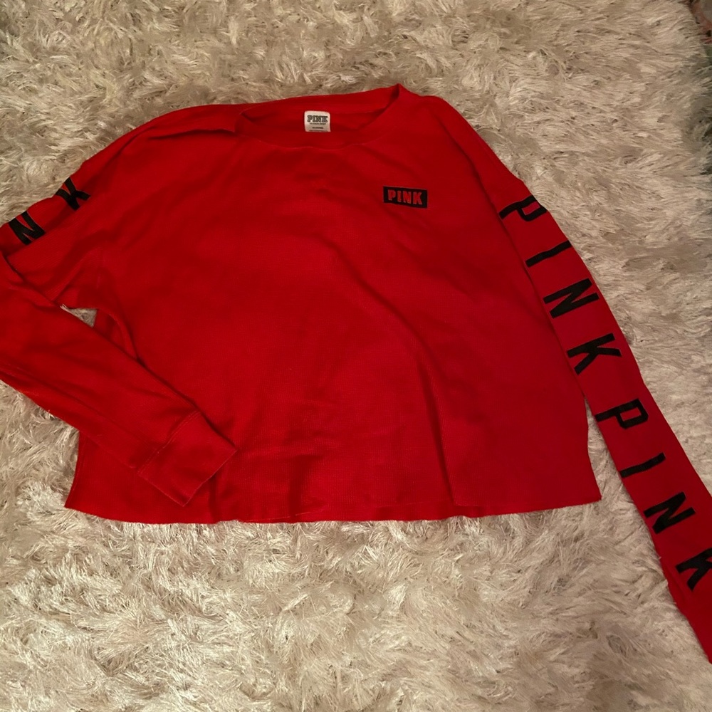 Womens PINK vs long sleeve